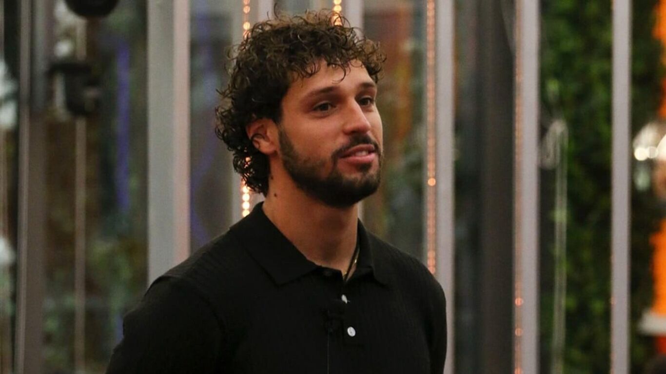 Grande Fratello, Mattia conferma la crisi con Carlotta e si espone su Grazia: "Dentro la Casa cercavo lei"