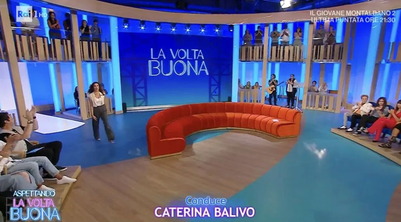 Niente albero a La Volta Buona: cosa c'è davvero dietro lo studio senza decorazioni