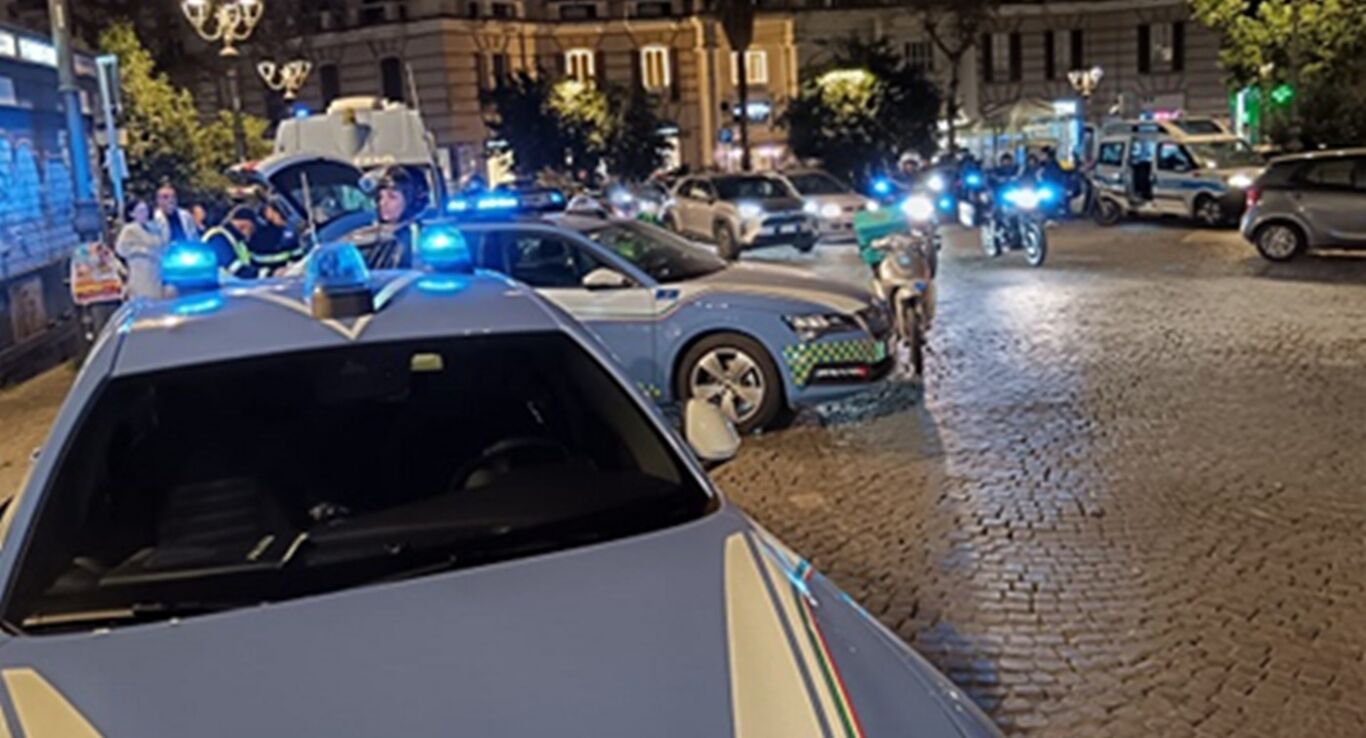 Auto rubate intercettate in autostrada: la Polizia di Stato sequestra due vetture di lusso