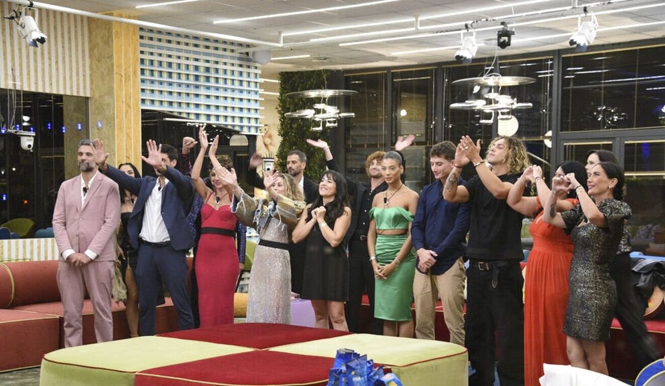 Grande Fratello, ex gieffino della passata edizione ritrova l'amore: ecco di chi si tratta