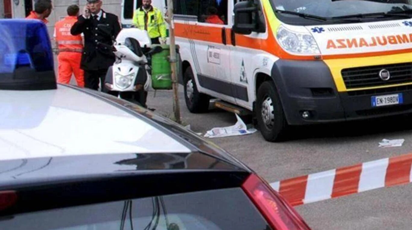 Fano, si attorcigliano i paracadute durante il lancio: 2 morti