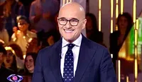 Alfonso Signorini sul Grande Fratello: "Anni estenuanti". Le parole su Pier Silvio Berlusconi
