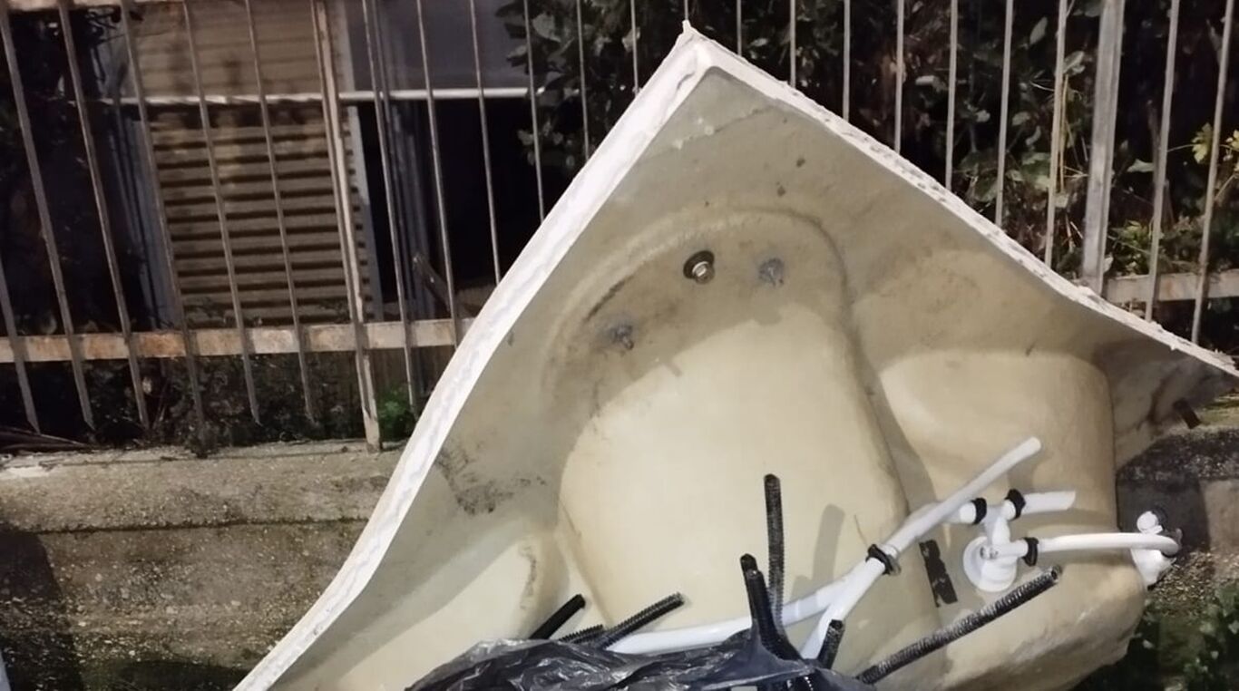 Abbandono illecito di rifiuti a Castellammare di Stabia: denunciato 50enne di Scafati