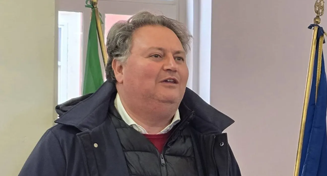 Torre Annunziata - Stadio Giraud, il sindaco replica al Savoia: «Impianto agibile, il bar è una questione distinta»