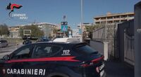 Pomigliano d'Arco - Proiettile vagante colpisce al gluteo un 47enne: indagini in corso
