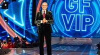 Grande Fratello Vip: Signorini "congelato", Mediaset riparte da zero. Tutti i retroscena (anche sul nuovo cast)