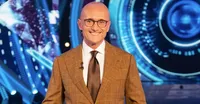 Grande Fratello, ex vippone esulta per l'autosospensione di Signorini da Mediaset: il commento al vetriolo