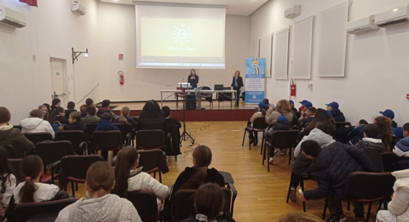 Torre del Greco - Il progetto “Il sole in classe” porta le energie rinnovabili nelle scuole