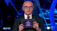 Alfonso Signorini si autosospende da Mediaset, Codacons furioso: "Non basta, il GF non deve andare in onda"