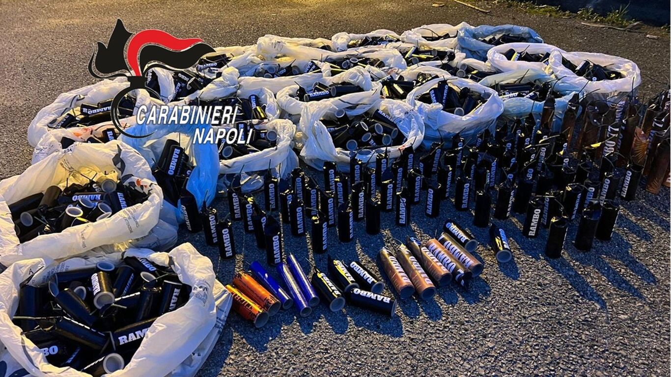 Oltre 1600 candelotti Cobra e tre  arresti nel capoluogo e in provincia