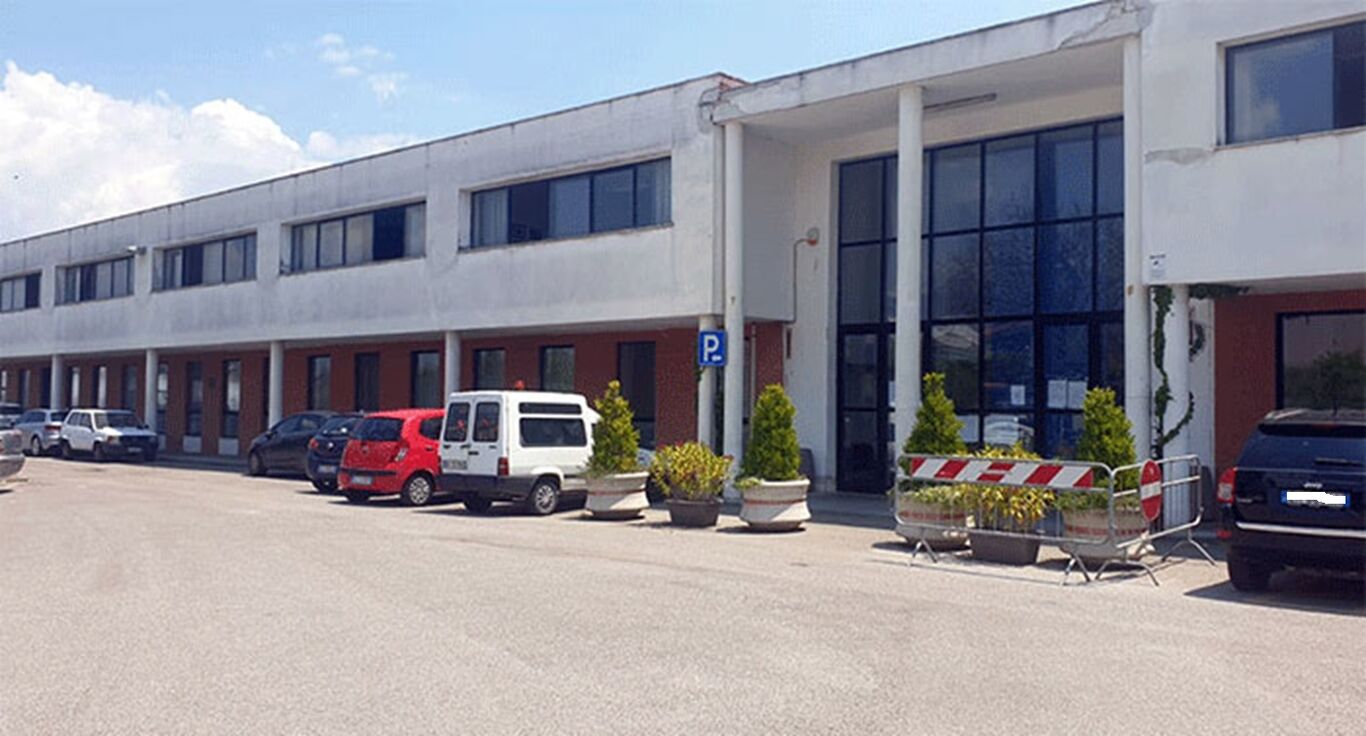 Torre Annunziata - Falsa dichiarazione, dirigente comunale sollevato dall'incarico