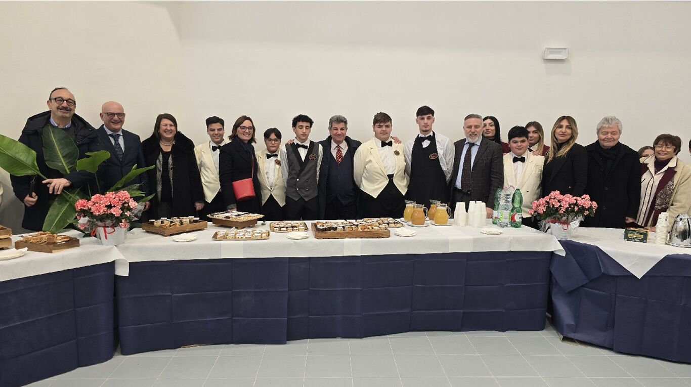 Castellammare di Stabia, inaugurata la nuova scuola di Scanzano: “Un presidio di legalità per il quartiere”