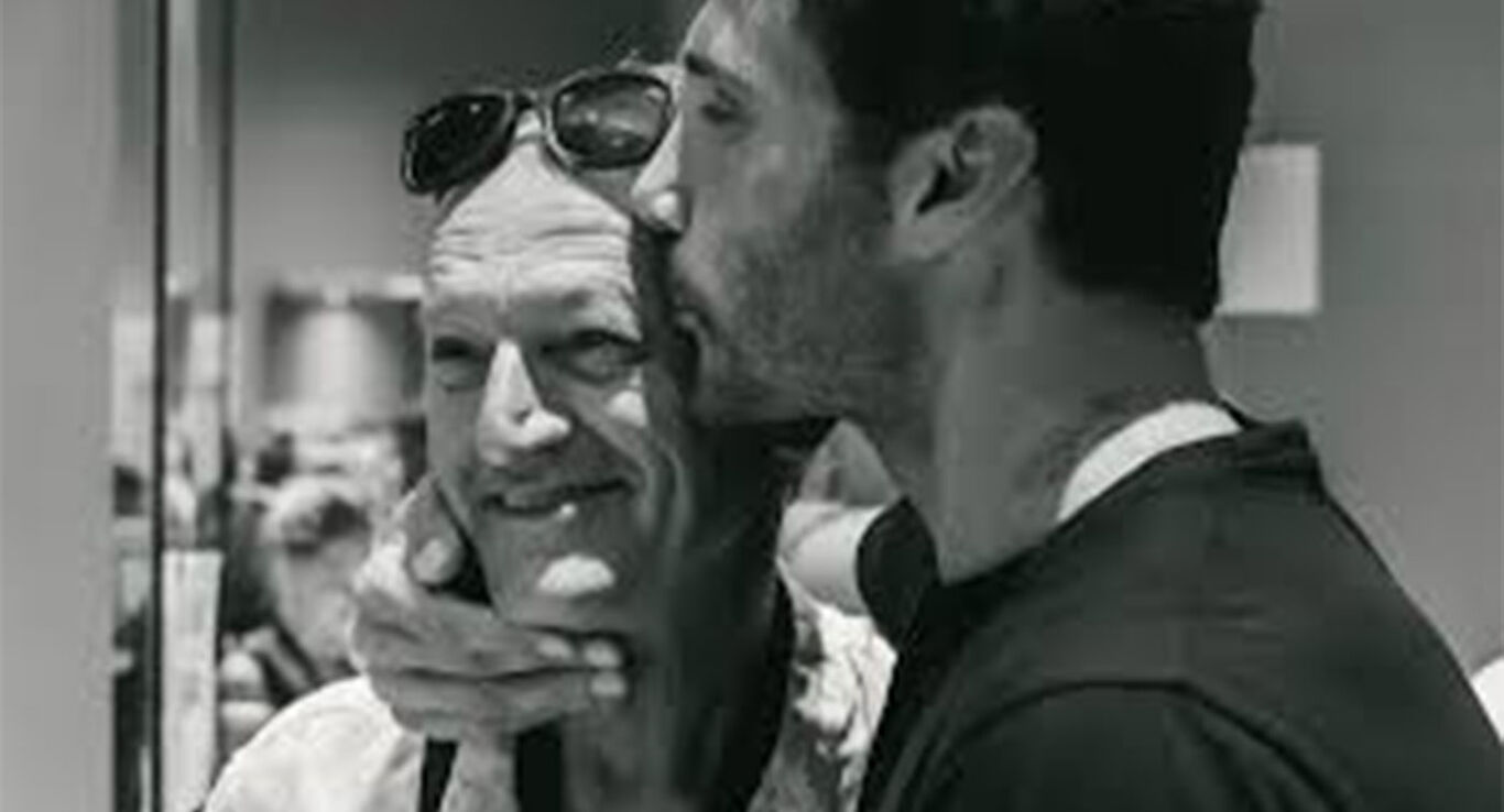 Torre Annunziata nel silenzio del dolore: oggi l'addio a Enrico De Martino