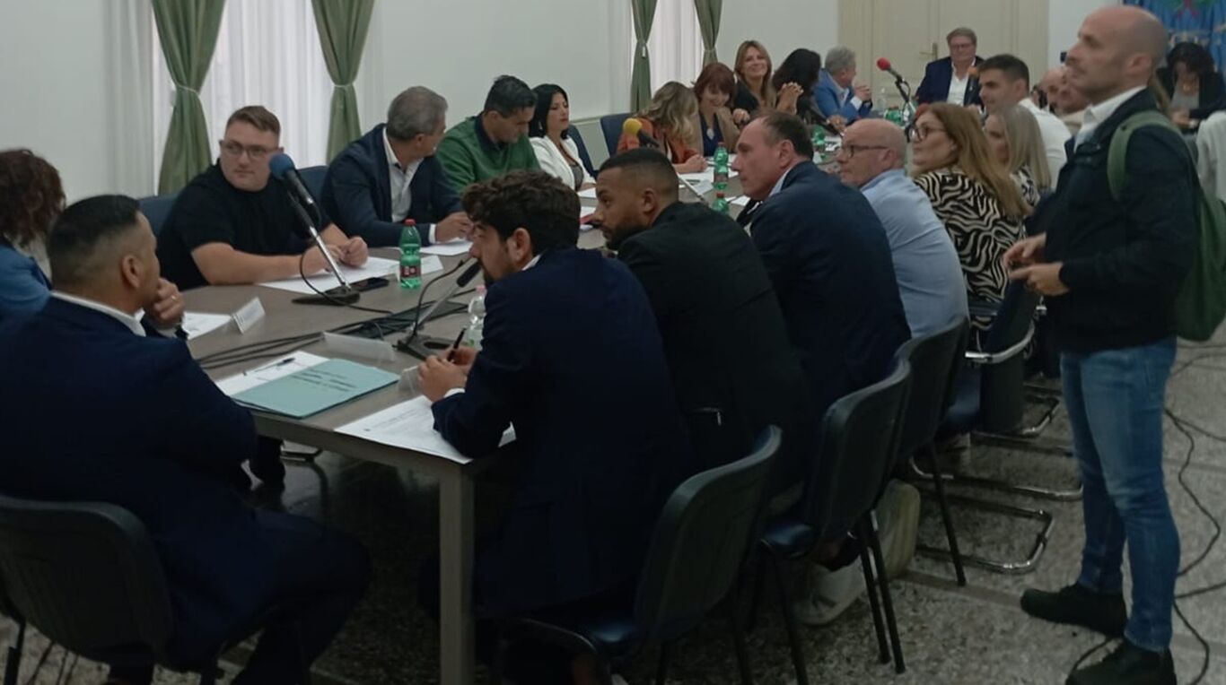 Torre Annunziata, torna a riunirsi il Consiglio Comunale: giovedì 5 febbraio alle ore 9,00