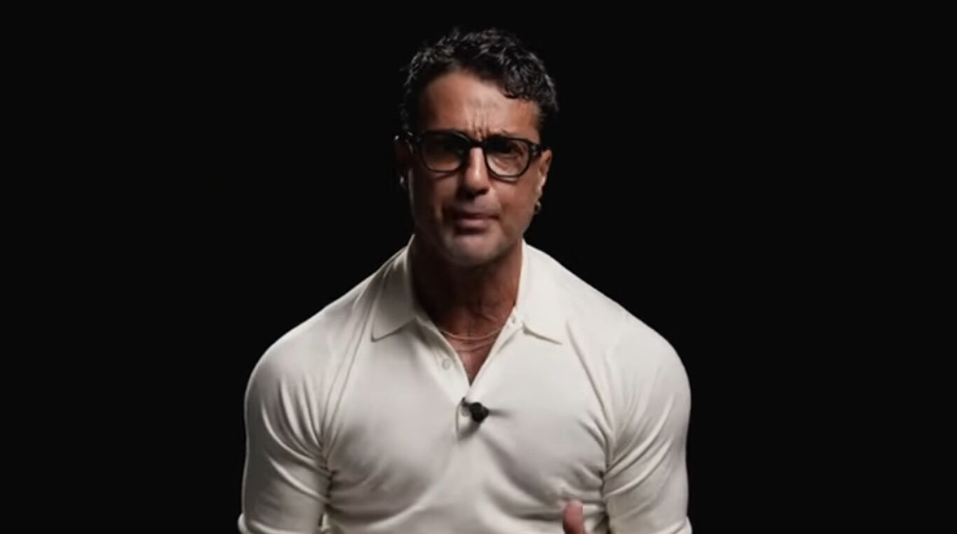 Fabrizio Corona, nuova offensiva dopo lo stop di Mediaset: "C'è una terza denuncia contro Signorini"