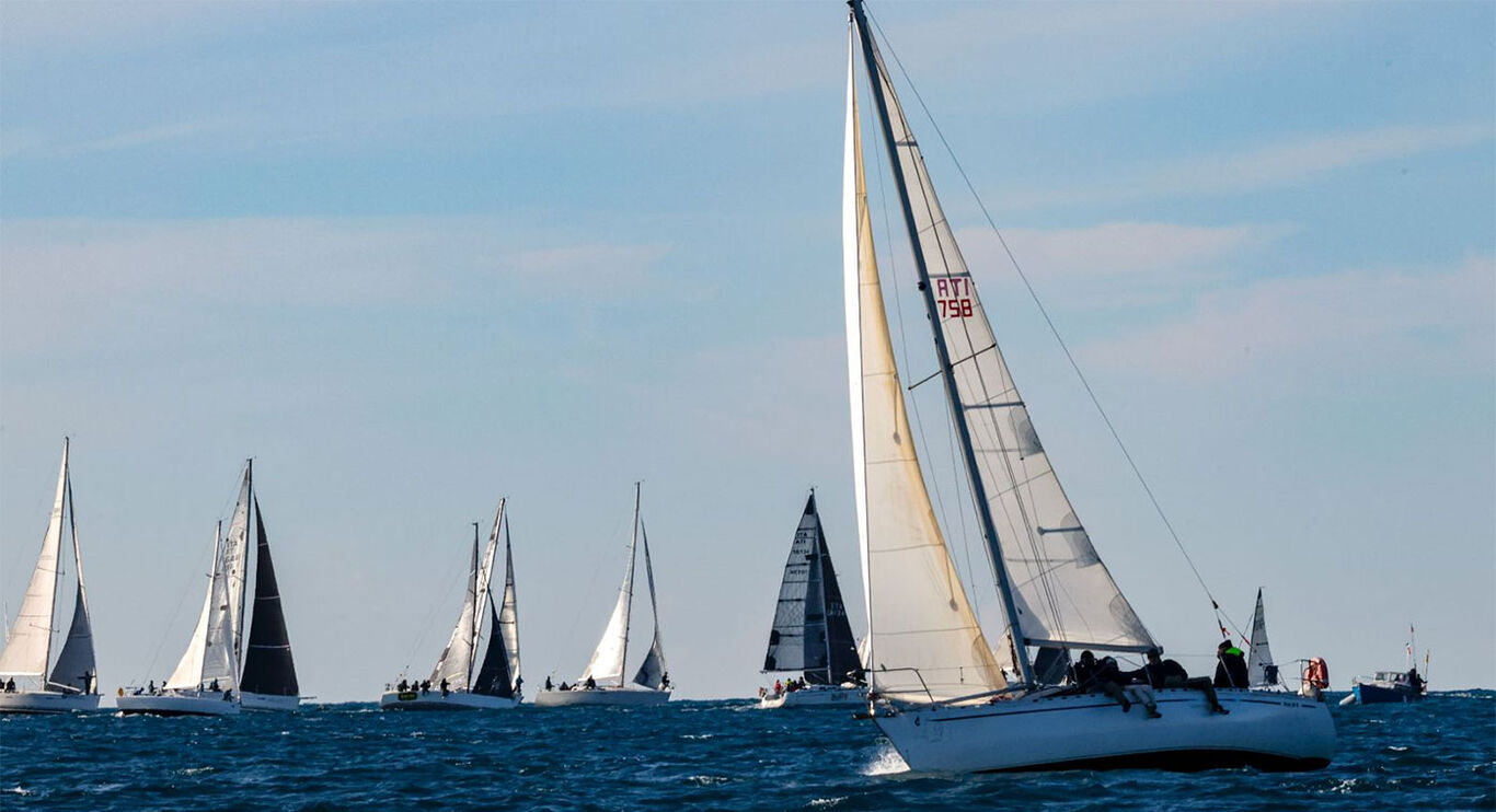 Vela: Which Way, Raffica e Pestifera: primi nelle regate organizzate dal Circolo Nautico Torre del Greco