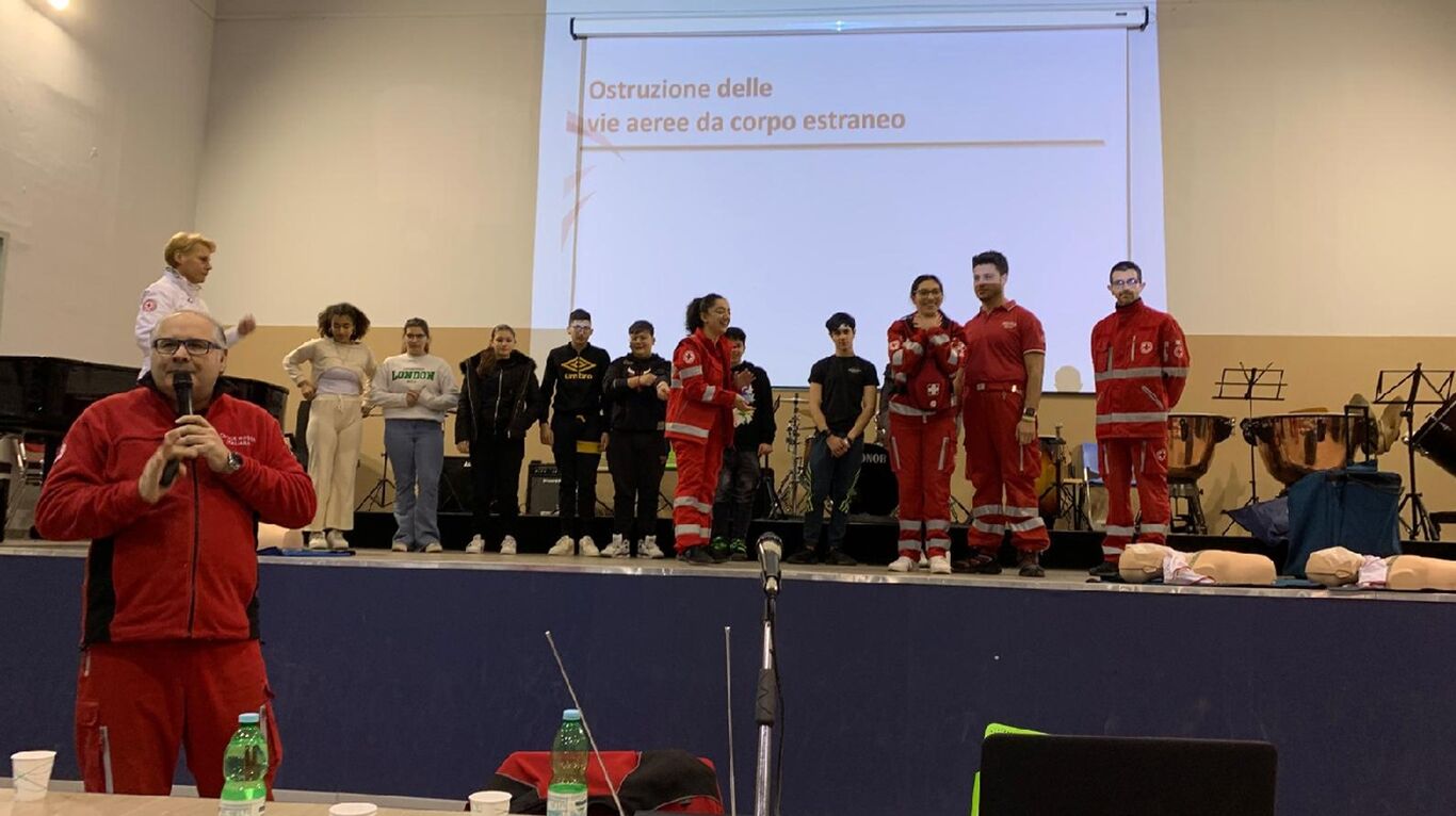 Cardiologie aperte: il San Leonardo porta la prevenzione nelle scuole