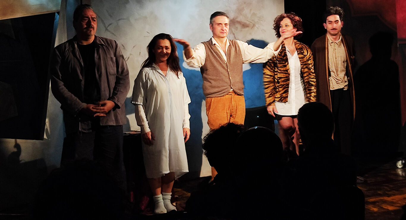 Teatro – “Sinfonia d'Amore”: farsa, poesia e dramma si sovrappongono con la mediazione della musica