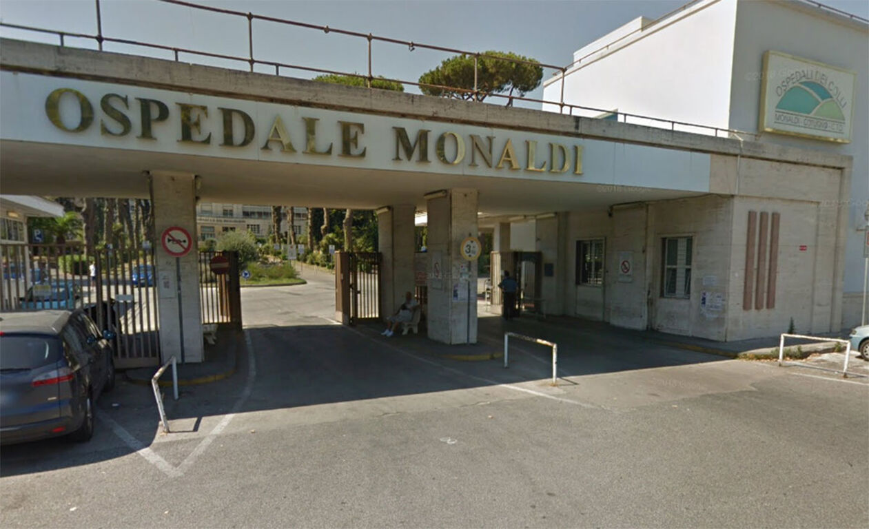 Bimbo trapiantato a Napoli, la mamma convocata d'urgenza al Monaldi: "Ipotesi altro cuore"