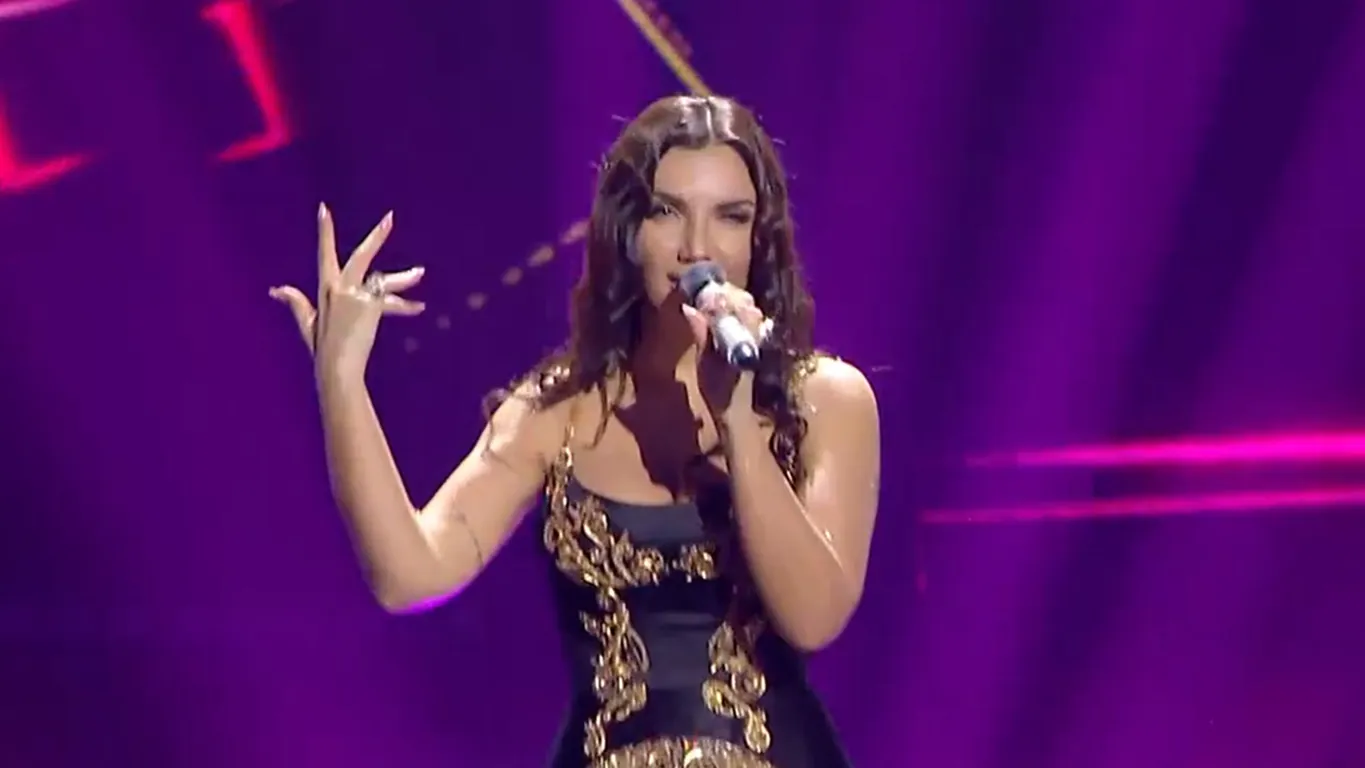 Sanremo 2026, lo sfogo di Elettra Lamborghini dopo la prima serata: "La musica dei party ci impedisce di dormire"