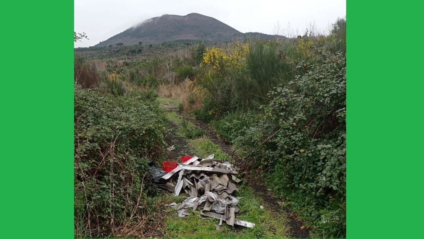 Torre del Greco, contro l'abbandono di rifiuti 21 telecamere nel Parco Nazionale del Vesuvio