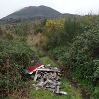 Torre del Greco, contro l'abbandono di rifiuti 21 telecamere nel Parco Nazionale del Vesuvio