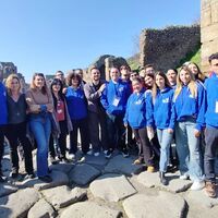 Pompei, i ragazzi del progetto di agricoltura sociale incontrano il cantautore Andrea Sannino