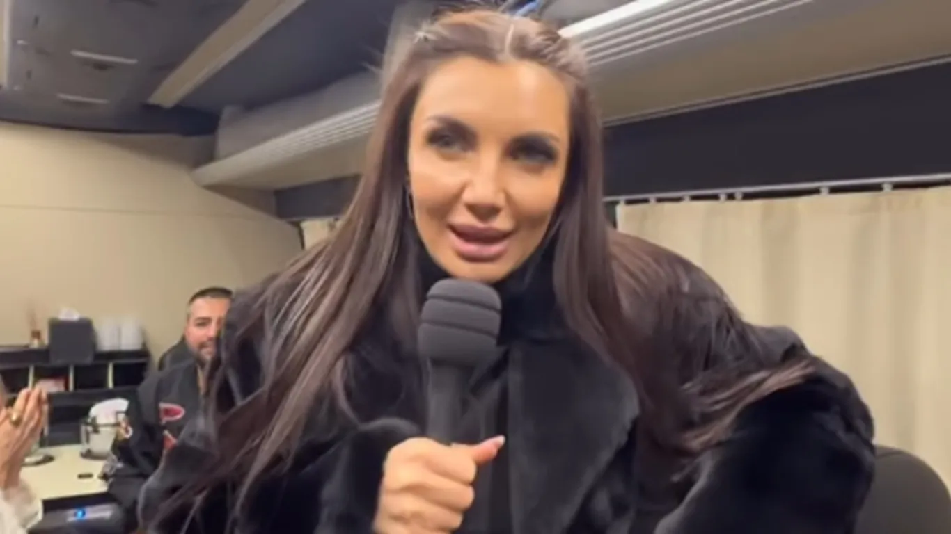 Sanremo 2026, Elettra Lamborghini accusa: “Una collega mi ha fregato il brano, è andato malissimo”