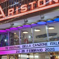 Sanremo 2026, tensione dietro le quinte: rischio forfait per una coppia di artisti nella serata delle cover