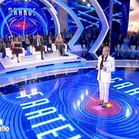 Grande Fratello, ex gieffino contro le ship: "Si parla solo di quello"