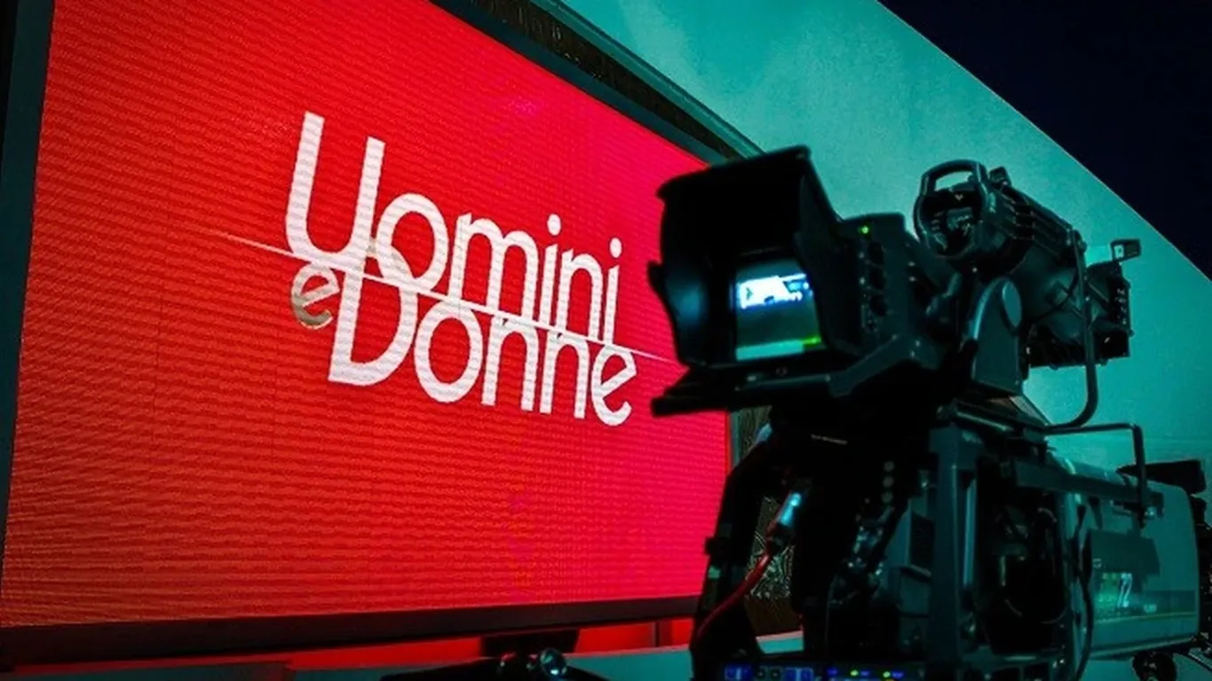 Anticipazioni Uomini e Donne: Gemma Galgani e Sara Gaudenzi protagoniste, tutte le novità