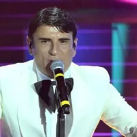 Sanremo, De Magistris risponde a Cazzullo: "Su Sal Da Vinci giudizio basato su pregiudizi"