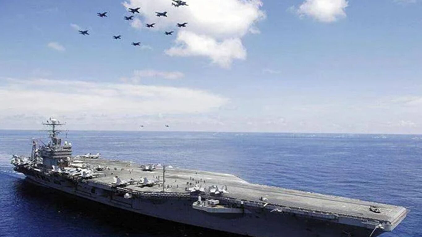 Iran, tv di Stato: "Colpita con droni portaerei Usa Lincoln". Tajani: "Ambasciata italiana a Teheran trasferita a Baku"