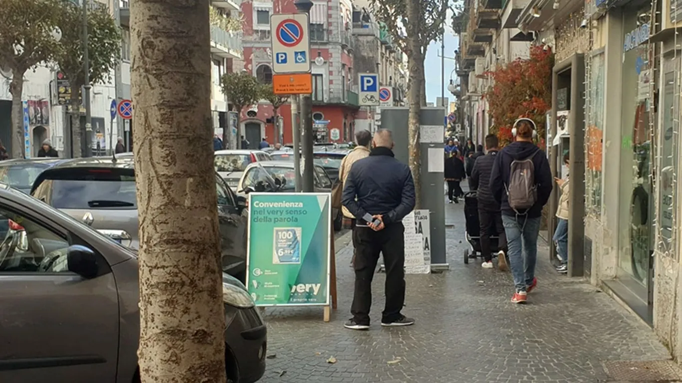 Torre Annunziata, allarme dei commercianti: “Il Maximall Pompeii sta svuotando i negozi”