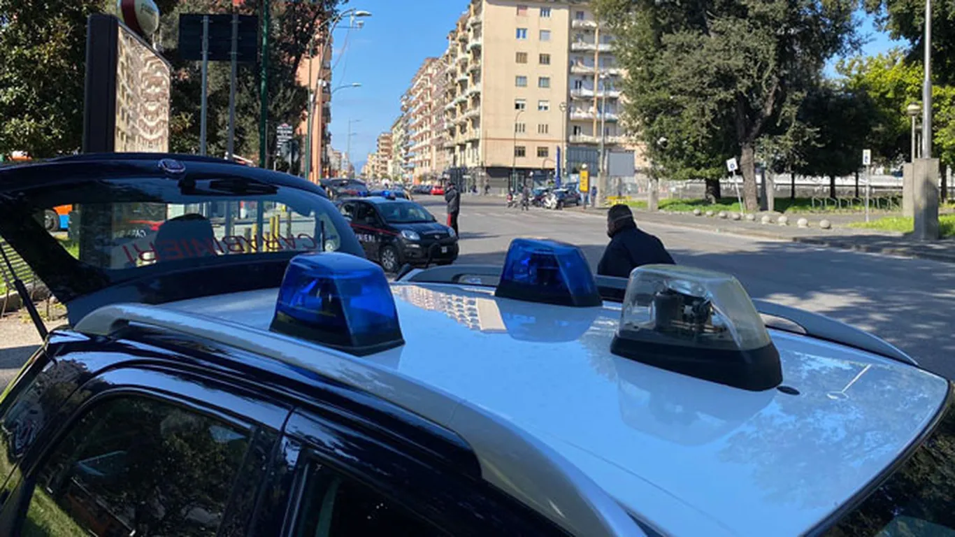Sant'Antonio Abate, non si ferma all'alt dei carabinieri: inseguimento ed arresto di un 24enne