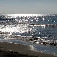 Torre del Greco, mare eccellente: sei tratti di costa promossi da Arpac per la balneazione 2026