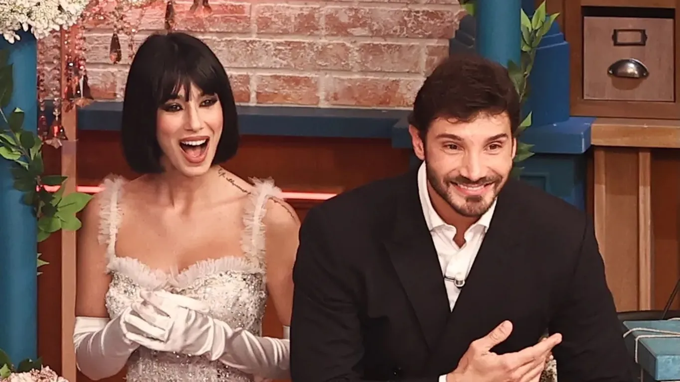 Martina Miliddi di Affari Tuoi, la Rai pubblica un video con didascalia ‘hot' e poi lo cancella: ecco cosa era scritto