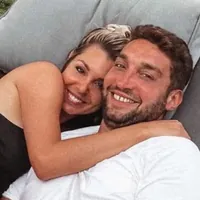 Susy Fucillo dopo il lutto per la scomparsa del marito: "Metto da parte i social, non mi sento ancora pronta"