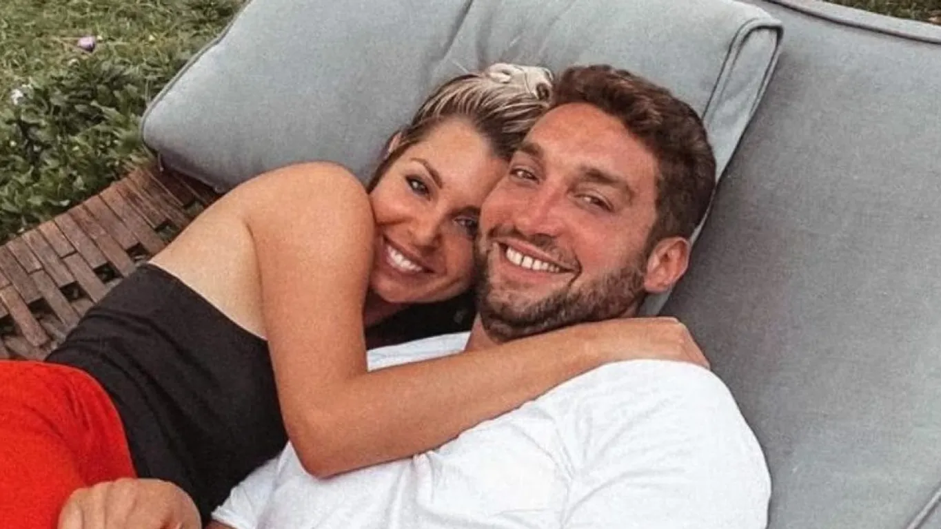 Susy Fuccillo dopo il lutto per la scomparsa del marito: "Metto da parte i social, non mi sento ancora pronta"