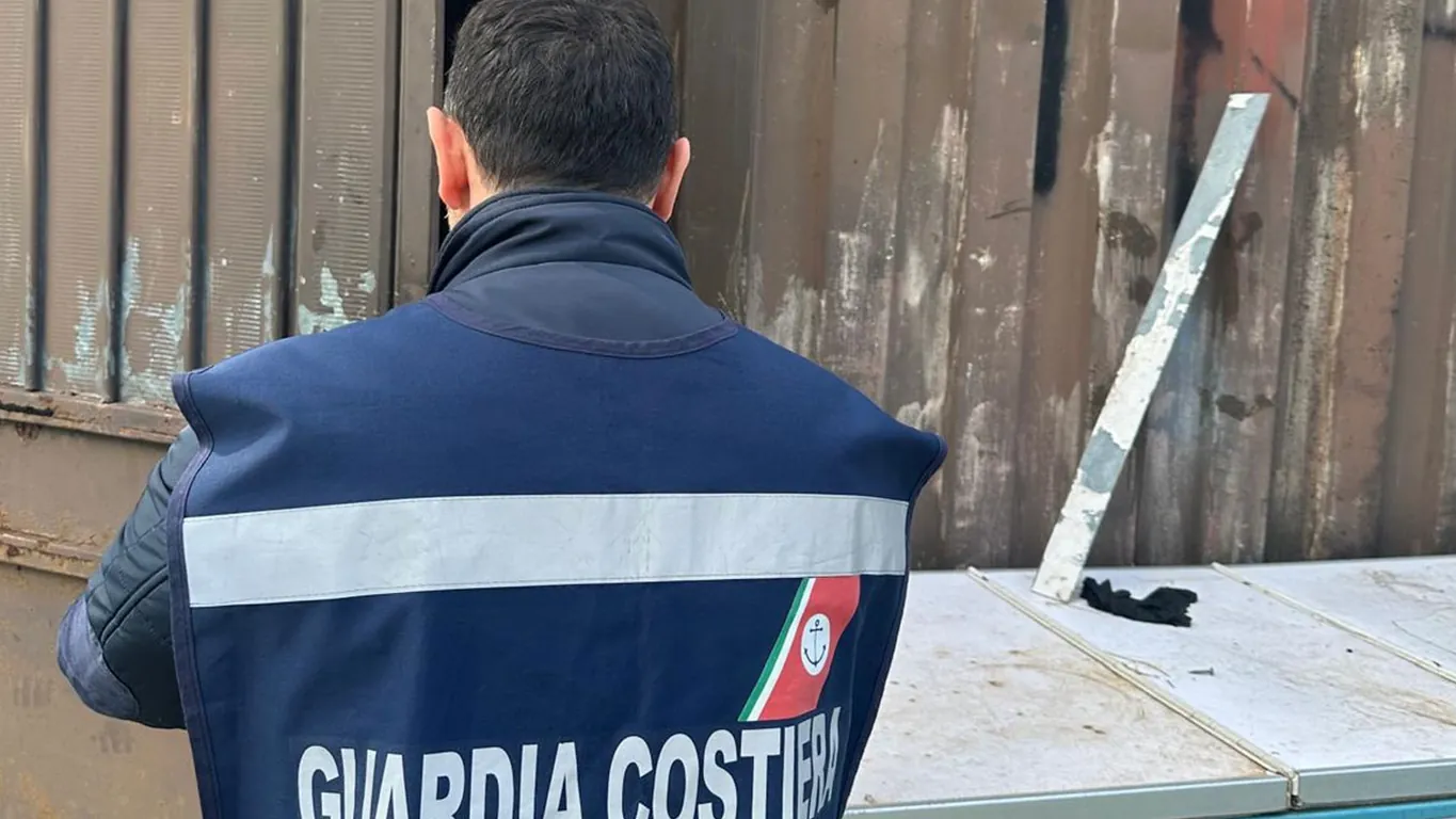 Controlli nel Parco del Vesuvio: sequestrati 30 kg di pesce e un'area con rifiuti