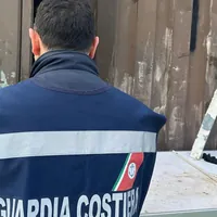 Controlli nel Parco del Vesuvio: sequestrati 30 kg di pesce e un'area con rifiuti