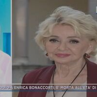 Federica Panicucci annuncia la morte di Enrica Bonaccorti a Mattino Cinque: "Sono scossa, ora è difficile parlare"