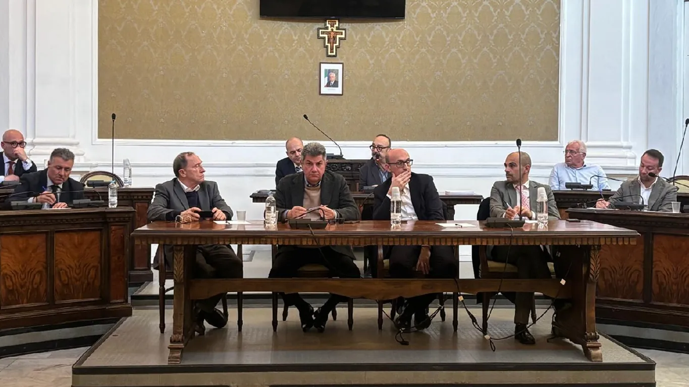 Fincantieri a Castellammare, Vicinanza: “Subito tavolo con il governo per il futuro del cantiere”