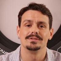 Renato Biancardi si espone al GF Vip: "C'è una concorrente che mi piace". Poi parla di Stefano De Martino