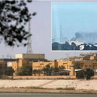 Trump: "Iran completamente sconfitto, vuole accordo". Attaccata l'ambasciata Usa a Baghdad ﻿