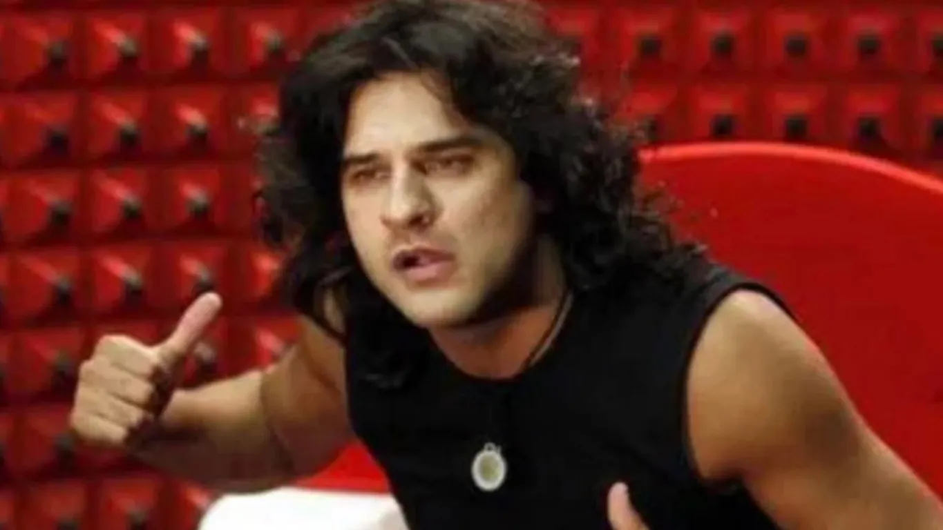 Ladri in casa di Mauro Marin: l'ex vincitore del Grande Fratello li affronta con un'ascia e li fa scappare