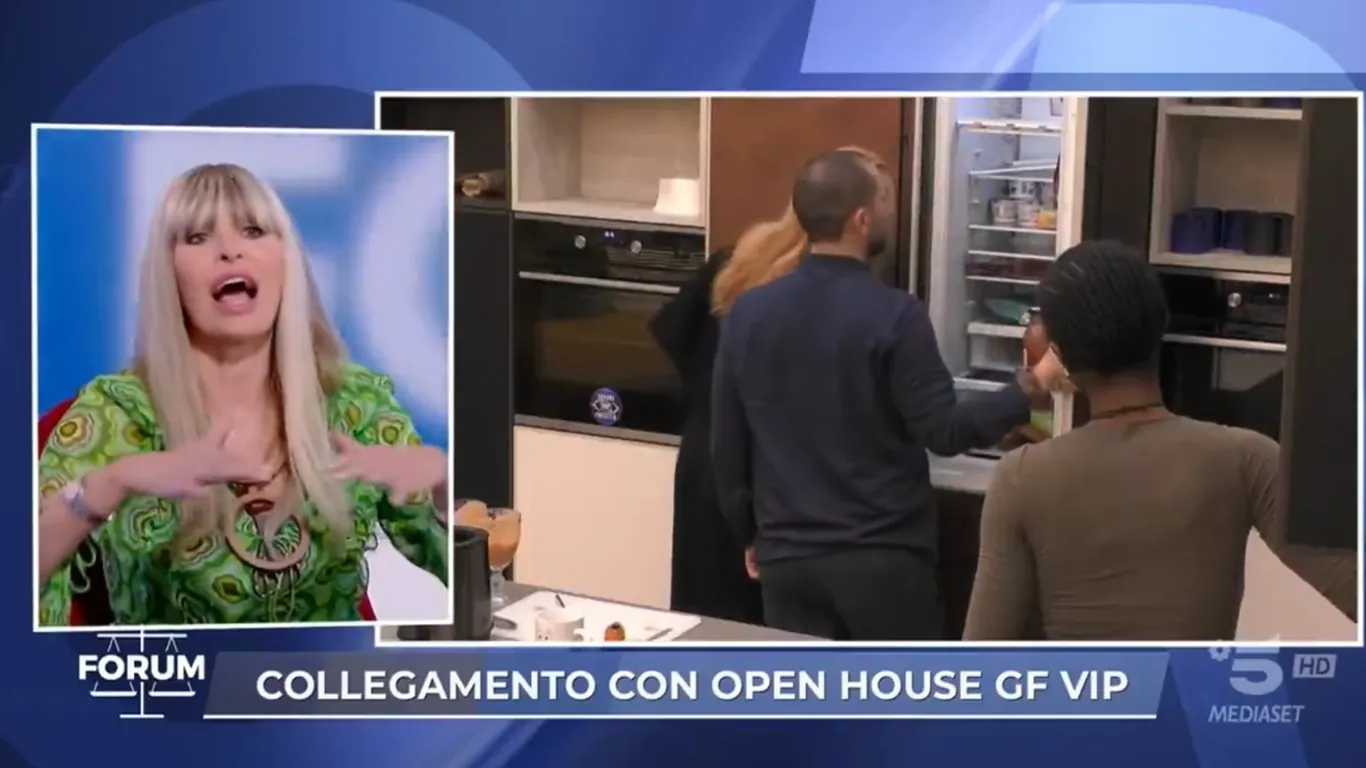 GF Vip: Alessandra Mussolini svela il gadget sorprendente che porterà nella Casa