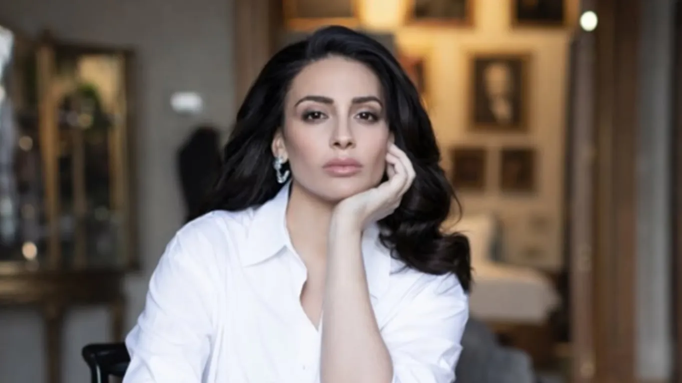 Francesca Manzini: "Si diceva fossi l'amante di Totti, ora al GF Vip ritrovo l'ex moglie Ilary Blasi"