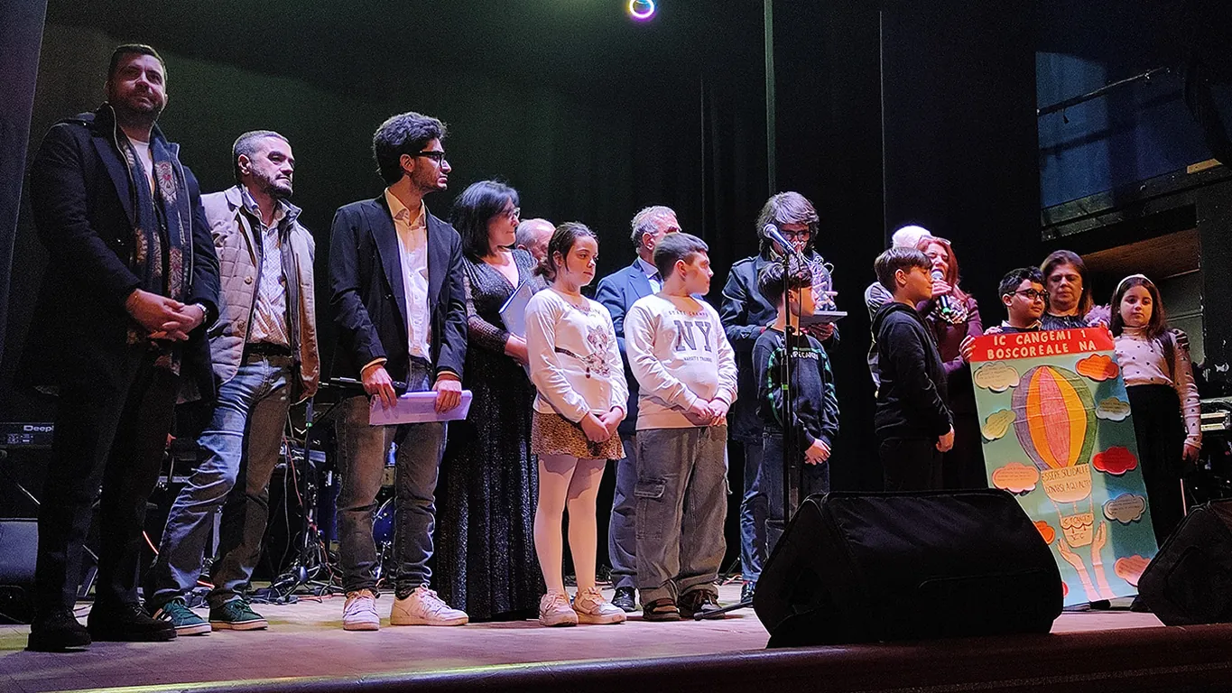 Ponte d'amore e di solidarietà che unisce le Terre Vesuviane e Niscemi