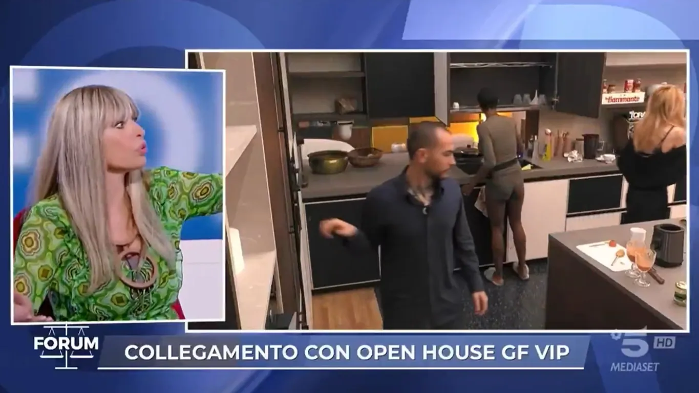 GF Vip, Alessandra Mussolini già sbraita contro i concorrenti: "Mi devo calmare!"